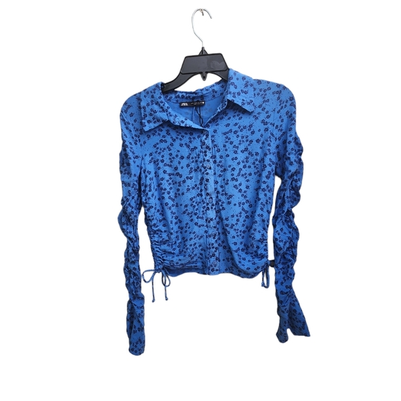 Zara Tops - Zare Blue floral crop size M